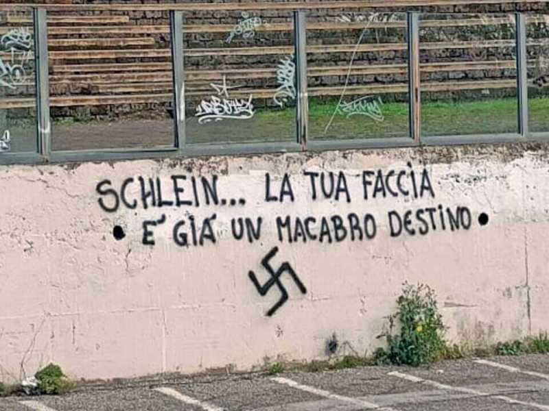 &nbsp;La scritta sul muro di Viterbo