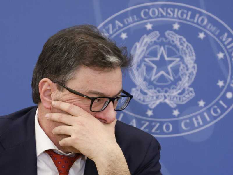 Il ministro dell'Economia, Giancarlo Giorgetti (Ansa)
