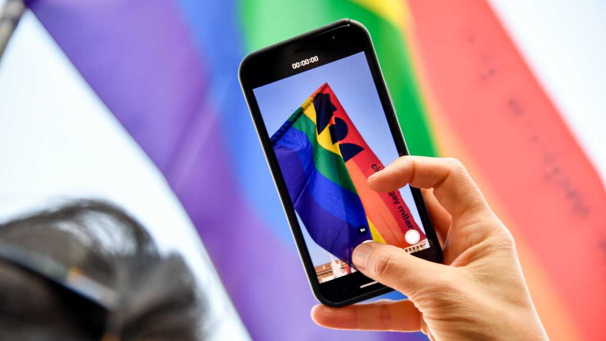 Immagine di Il riconoscimento alla nascita dei figli delle coppie omosessuali? Biopolitica, non fascismo