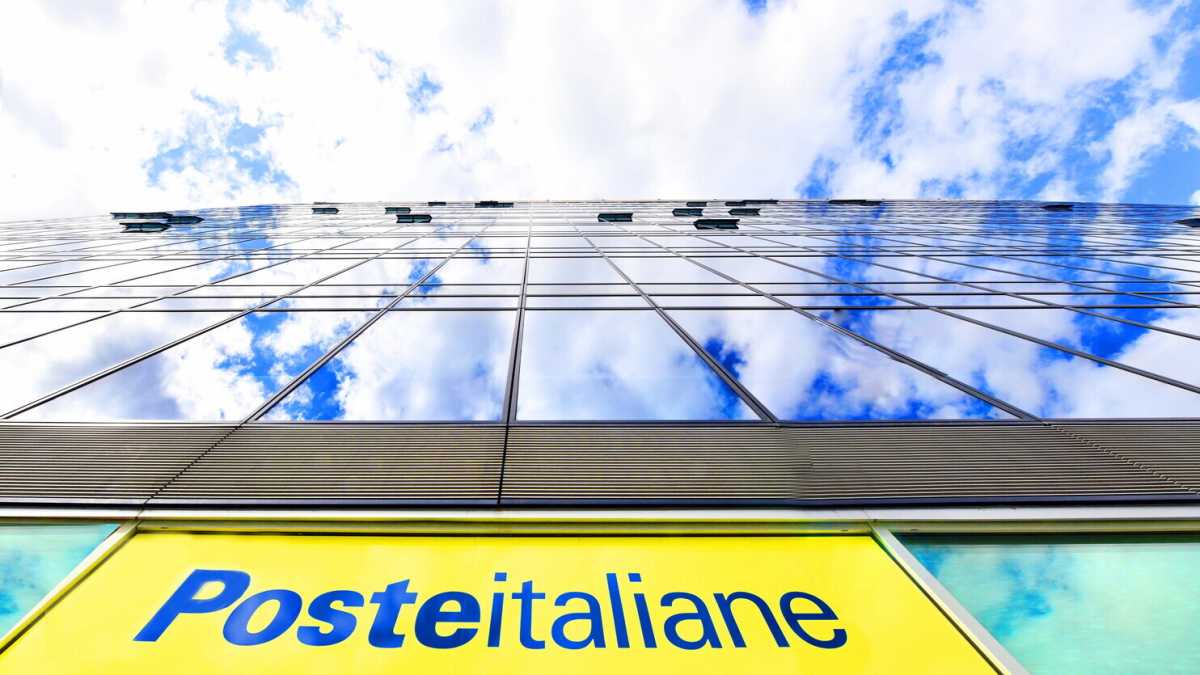 Immagine di Poste Italiane sfida le app di delivery e consegna della spesa direttamente a casa