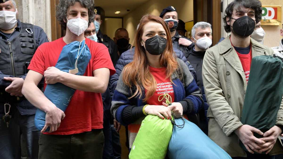 Immagine di Pd in agitazione per l'ingresso in segreteria delle Sardine. Ecco i nuovi capigruppo