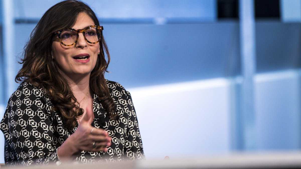 Immagine di La nuova vita di Laura Castelli, dal M5s a portavoce del movimento di Cateno De Luca