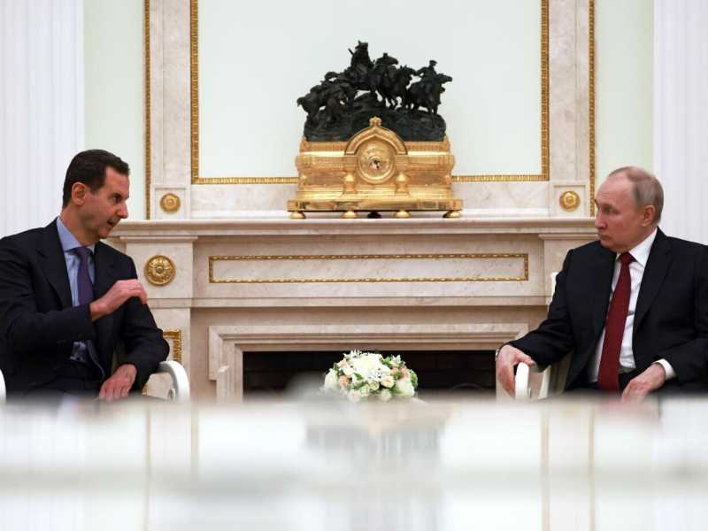 Assad va da Putin a sancire la sua riabilitazione. Il costo dell’inazione occidentale