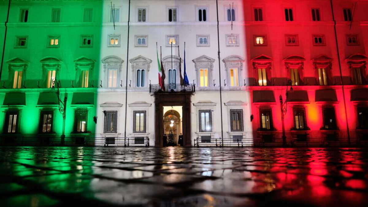 Immagine di La Repubblica divisa e ambivalente. Un dialogo