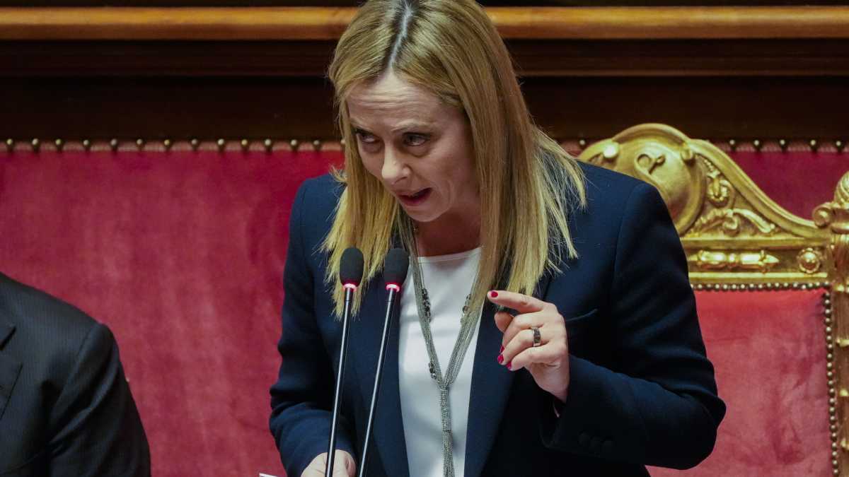 Immagine di Meloni e il fantasma di Cutro: "Mi danno dell'assassina, sono una mamma"