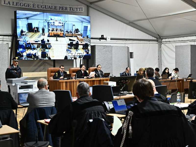 Processo Morandi, il giudice bacchetta la procura per i metodi inquisitori