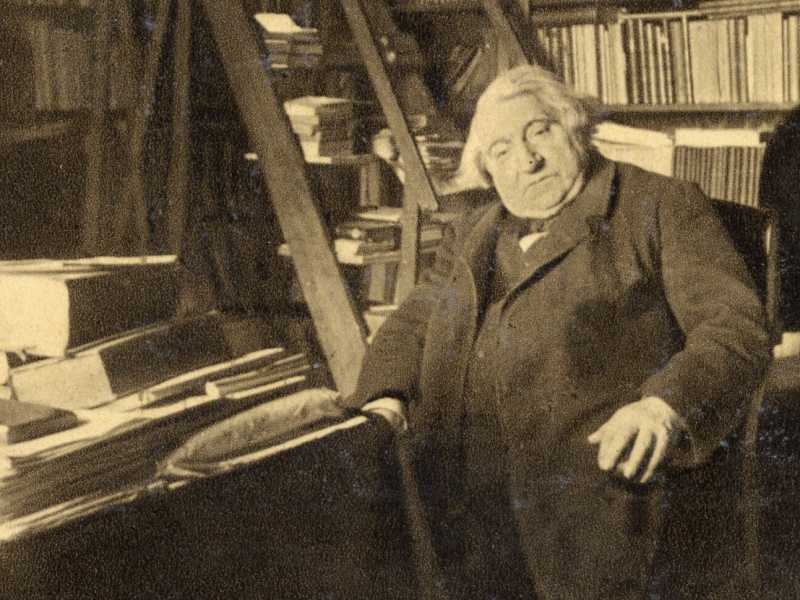  Ernest Renan in una fotografia del 1890 (Mary Evans)