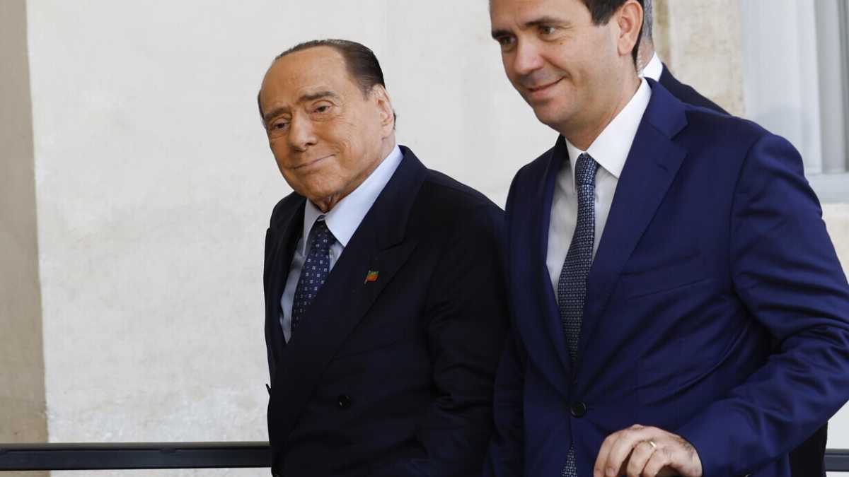 Immagine di Forza Italia col botto: Berlusconi destituisce Cattaneo (e a corte torna la Rossi)