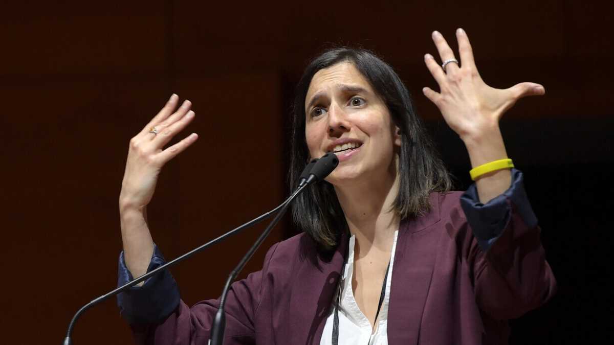 Immagine di Schlein incontra i gruppi alla Camera e parla di “priorità”. Domani è il giorno dei capigruppo