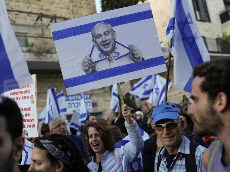 Netanyahu prende tempo sulla giustizia e cede di nuovo alle richieste dell’estremista Ben-Gvir