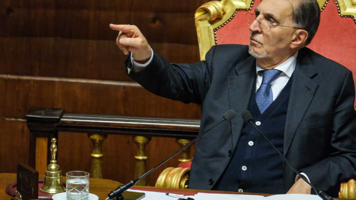 Immagine di La Russa unchained: media tra Meloni e il Cav. e sulle nomine fa asse con Letta e Giorgetti