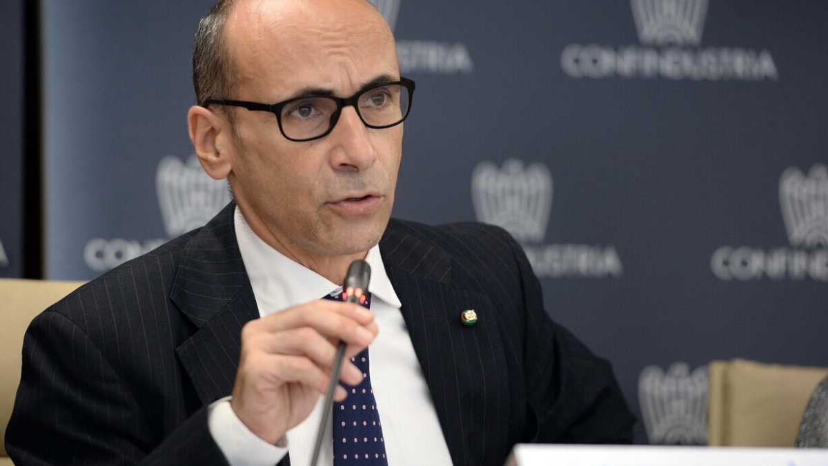 Immagine di La Lega attacca Busia (Anac) per le critiche sul Codice degli appalti: "Si dimetta". Poi il dietrofront