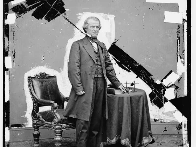 Questa foto del 1865-1880 messa a disposizione dalla Library of Congress mostra un negativo su vetro danneggiato di Johnson <br />