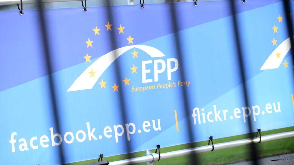 Immagine di Perquisita la sede del Ppe a Bruxelles: l'inchiesta coinvolge il tedesco Voig