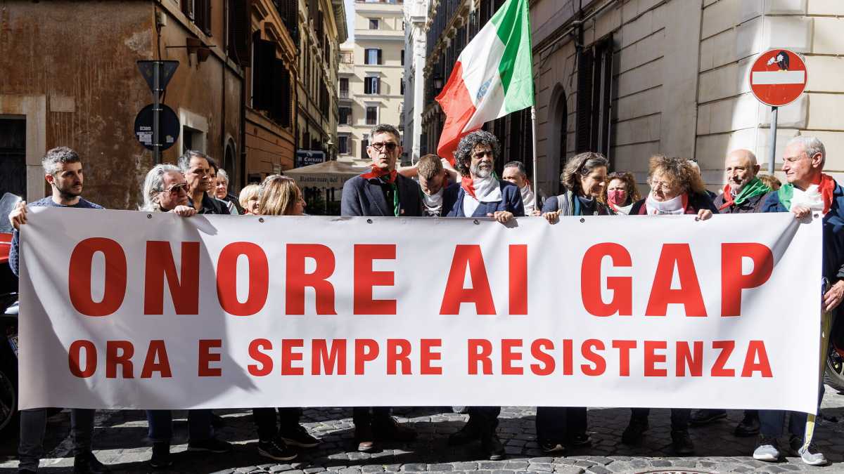 Immagine di "Onore ai Gap". La manifestazione contro La Russa a via Rasella