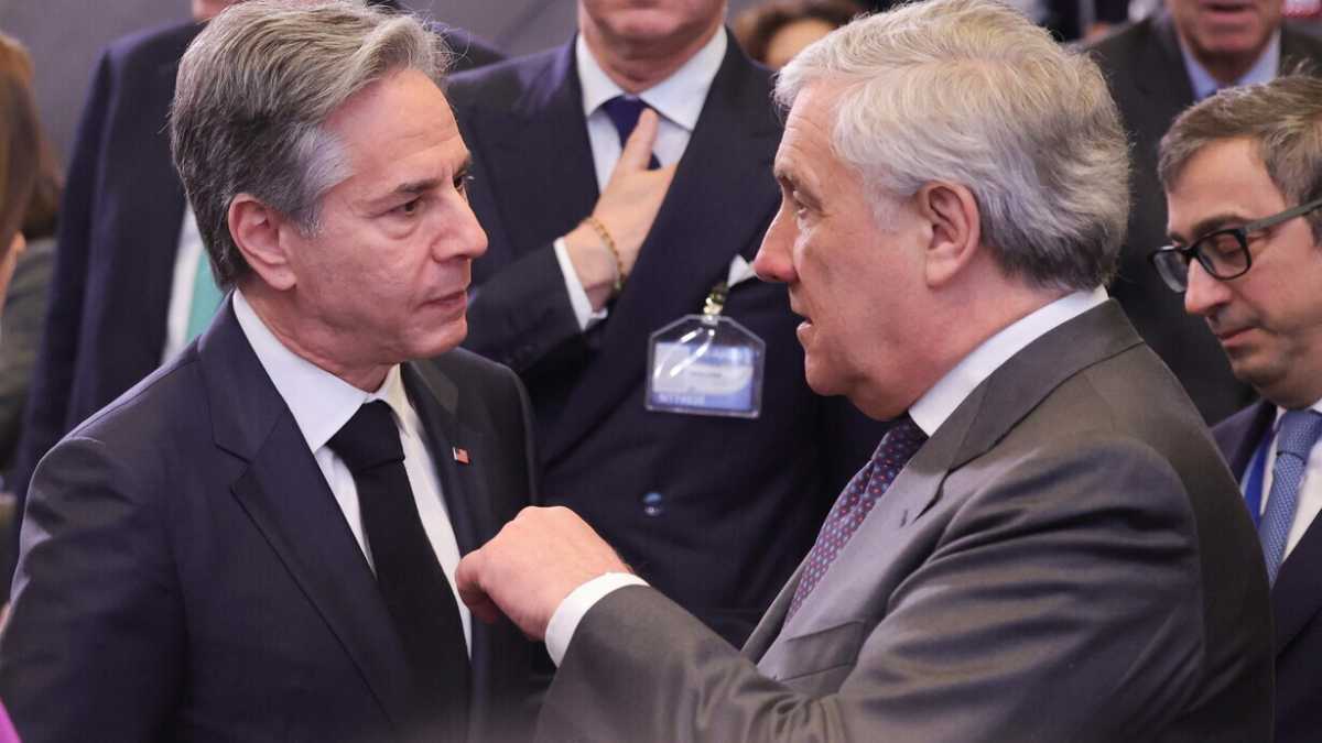 Immagine di S’intravede un asse Tajani-Blinken sulla Tunisia. Gli Stati Uniti si muovono. Contatti in corso