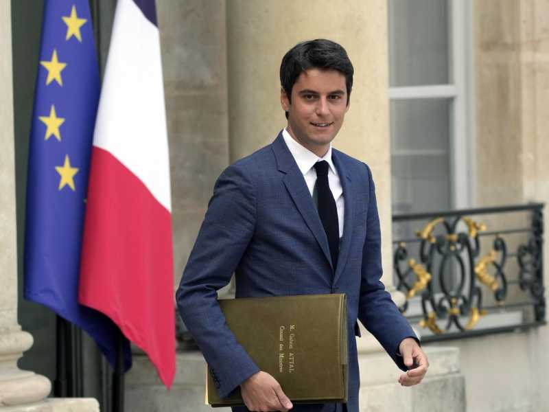 Il ministro dei Conti pubblici francese Gabriel Attal (Lapresse)
