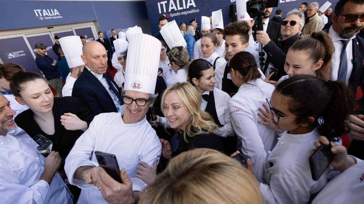 Immagine di “Innovare si può, ma la carne sintetica è un'eresia”. Parla il senatore De Carlo (FdI)