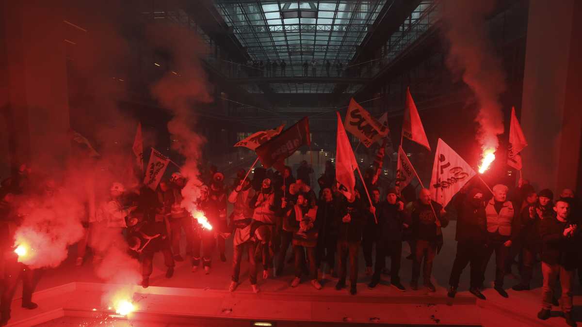 Immagine di In Francia si protesta sempre meno. Macron non cede ai sindacati