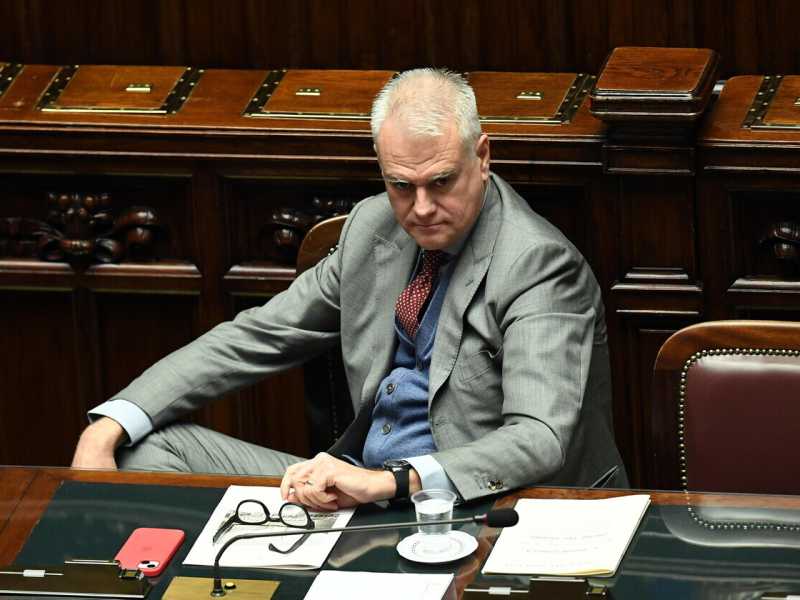 Il ministro della Pa Paolo Zangrillo (Ansa)
