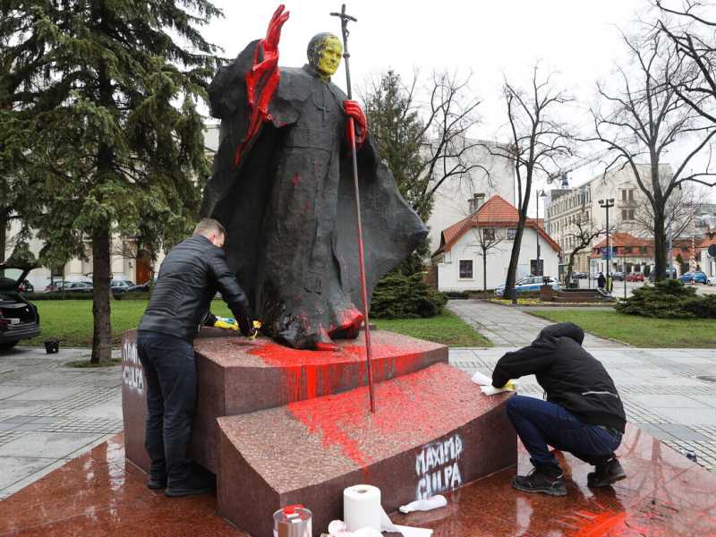 (foto EPA/Marian Zubrzycki) 
