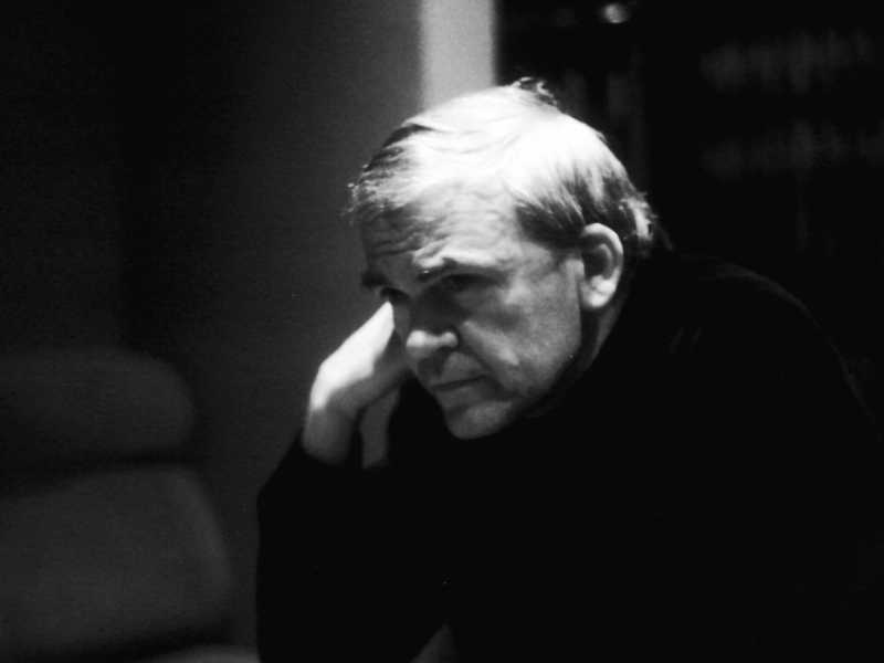 Lo scrittore fantasma e il suo esilio. Alla ricerca di Milan Kundera