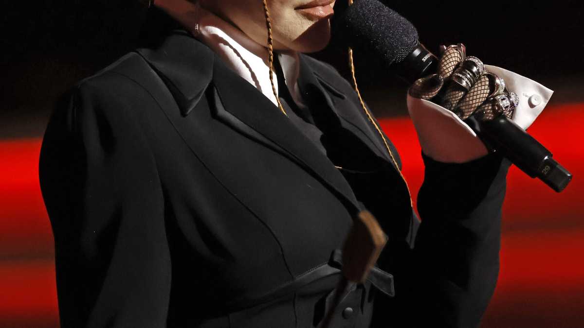 Immagine di Il botox ti fa brutta. Uno studio rivela: la “punturina” incide sull’empatia