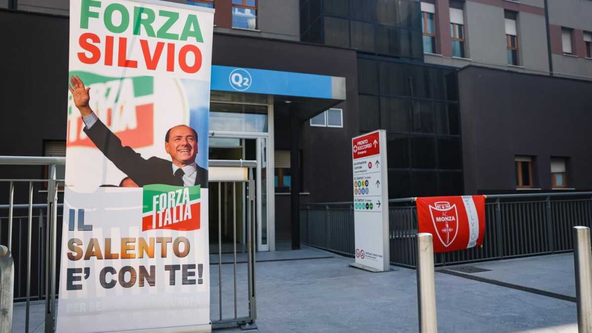 Immagine di Per Berlusconi un'altra notte tranquilla al San Raffaele