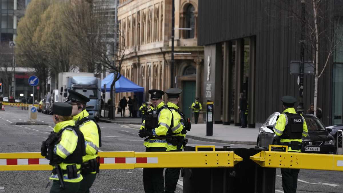Immagine di La Brexit ha causato una paralisi politica a Belfast, che oggi non sa più nemmeno celebrare la pace