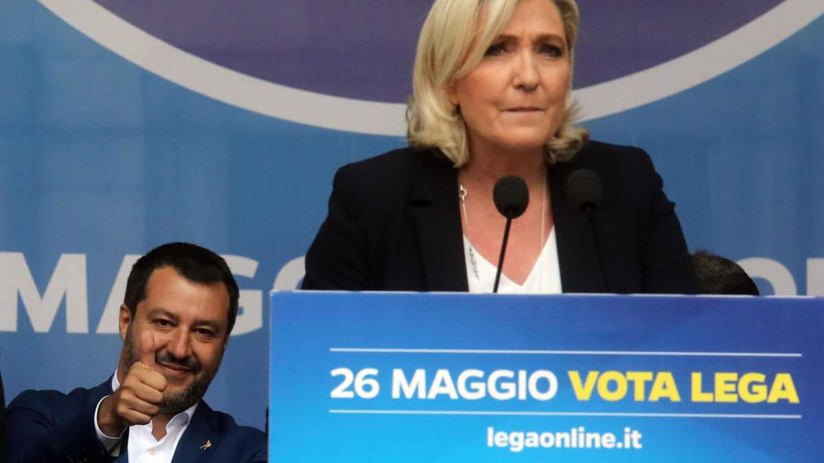 Immagine di Meloni? No, meglio Salvini. L'endorsement di Le Pen è un regalo ai nemici della Lega