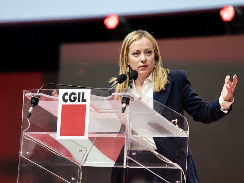 Meloni copia l'agenda Landini sul cuneo fiscale. Eppure la Cgil protesta