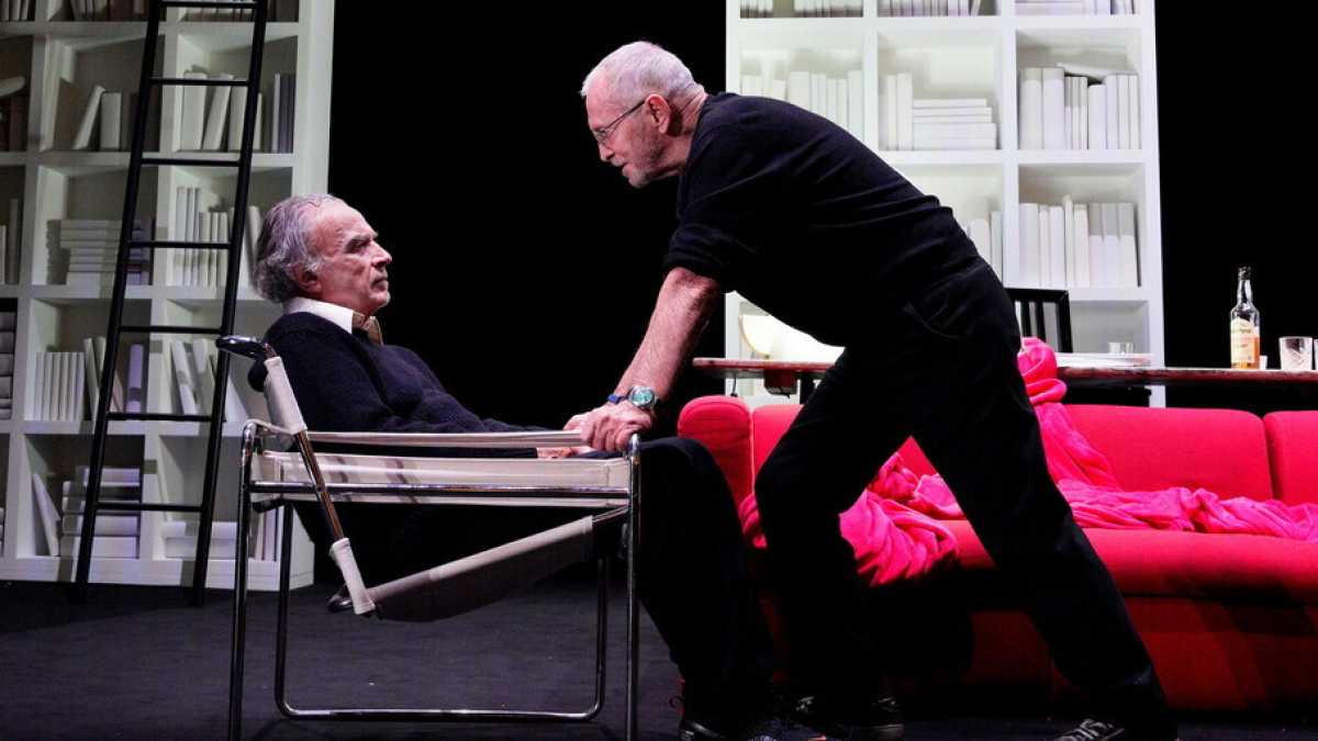 Immagine di Umberto Orsini rilegge Nathalie Sarraute e salva sé stesso (e il teatro)