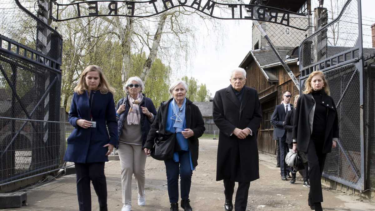 Immagine di La Chiesa beatifica una famiglia polacca trucidata dai nazisti. E un figlio non nato