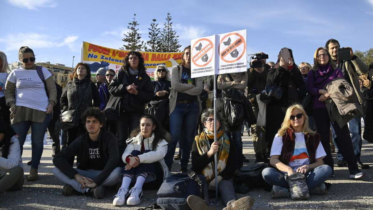 Immagine di La tenace campagna di pedagogia della viltà in cui è immersa l’Italia