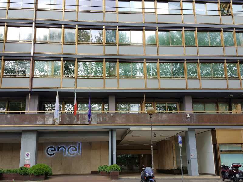 La sede centrale dell'Enel a Roma (Wikipedia)