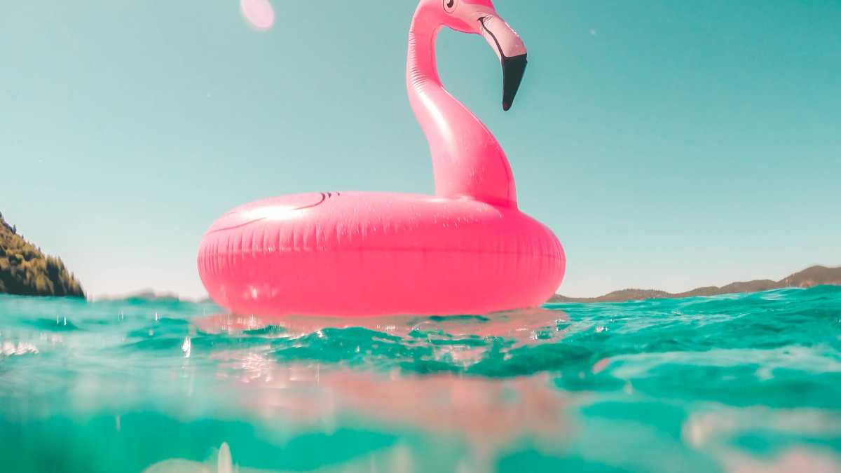Immagine di Ah, quei comici comunisti e miliardari gelosi delle loro spiagge