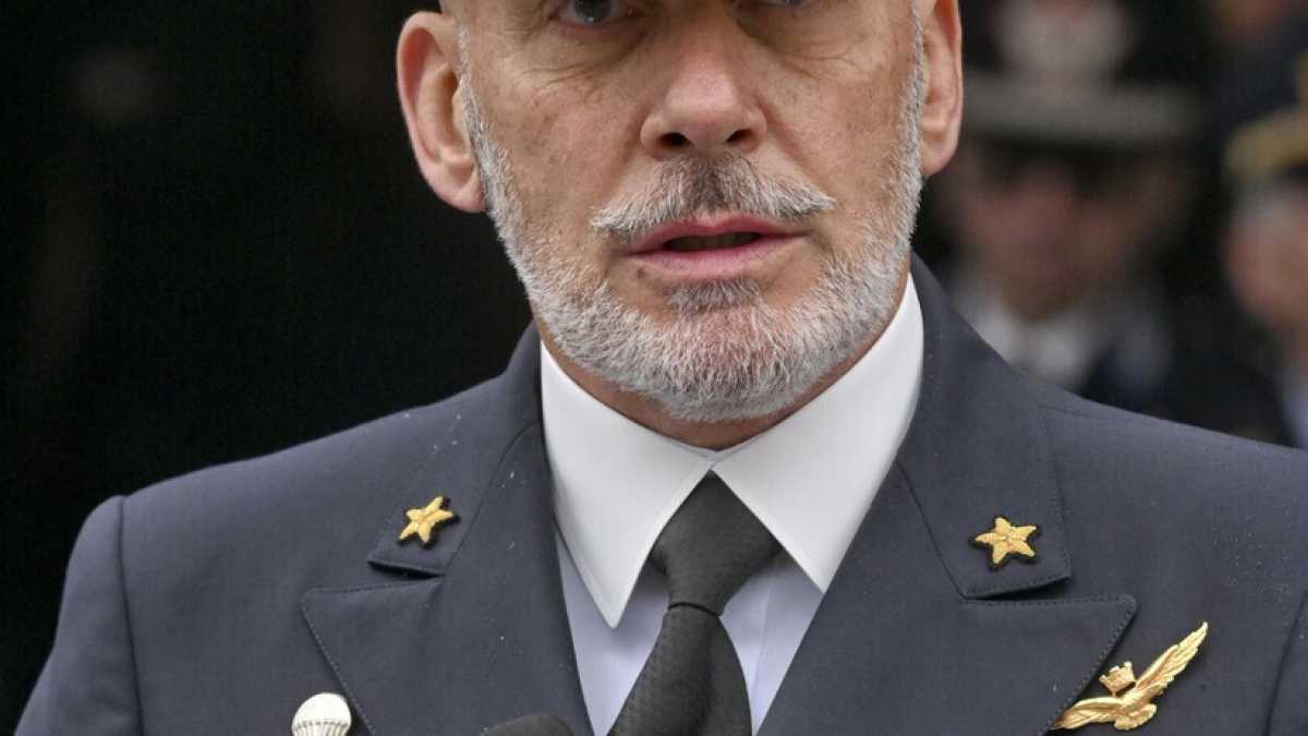 Immagine di Al "no" di Draghi alla guida del Nato Military Committee, l'Italia risponde con Cavo Dragone