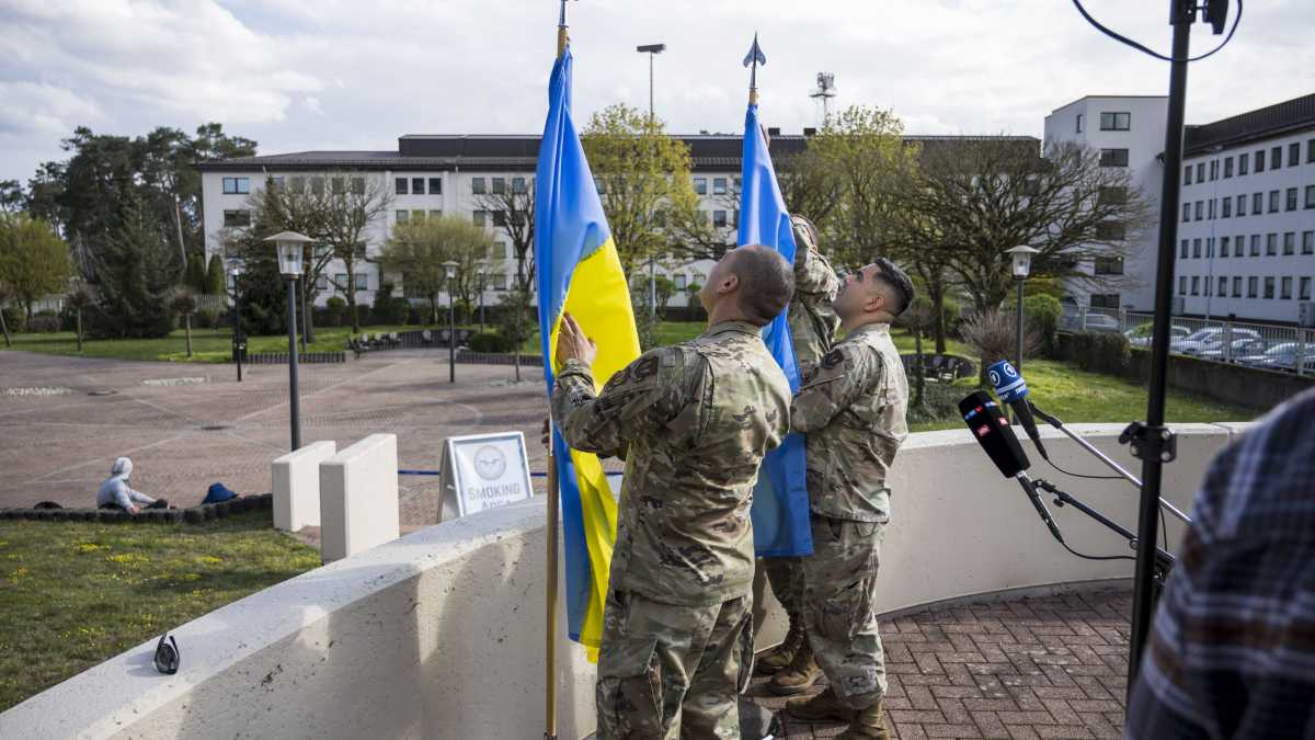 Immagine di L’Ue ha autonomia strategica per dare armi a Kyiv? Il blocco francese