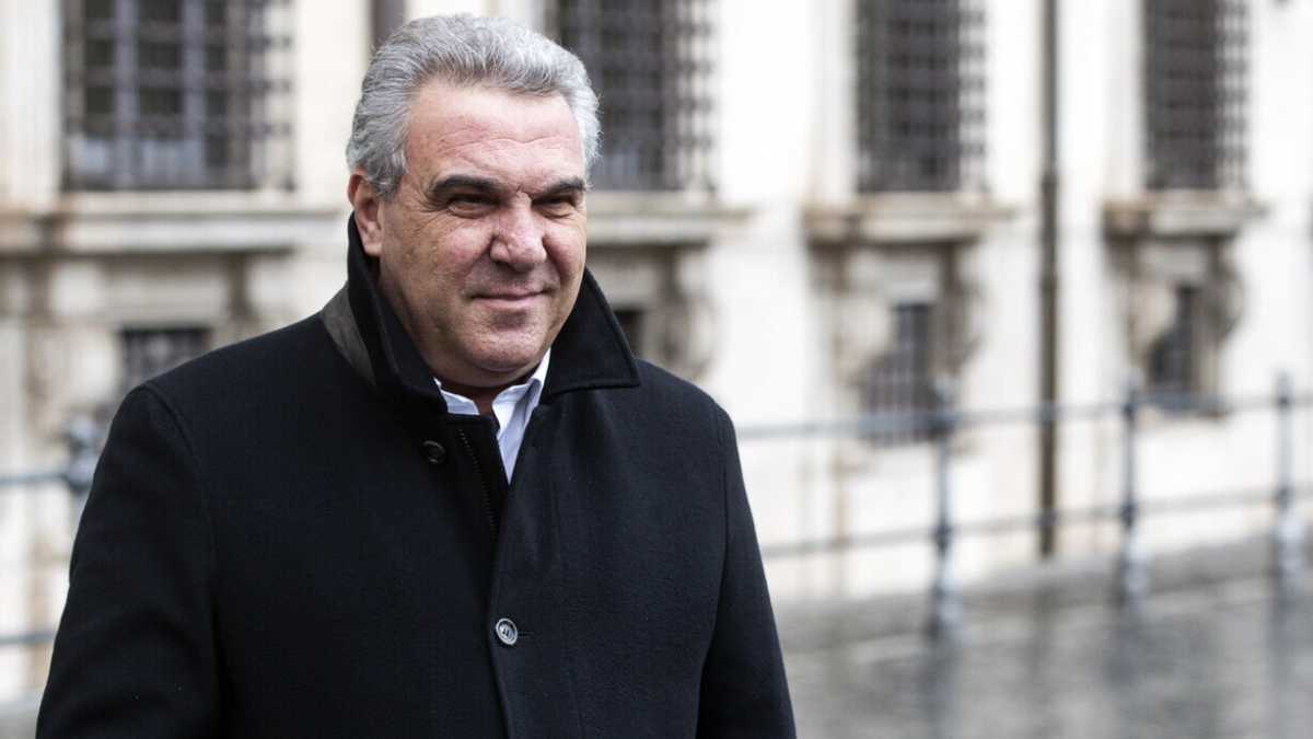 Immagine di Per aumentare gli stipendi occorre dare più libertà ai privati, ci dice la Cisl
