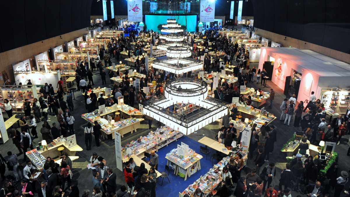 Immagine di Il boom dell’editoria italiana a Parigi. Ma per gli addetti ai lavori i libri sono troppi