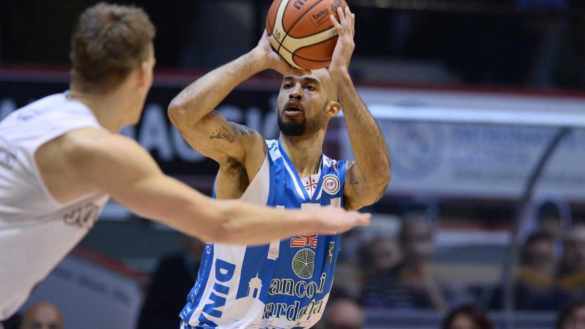 Immagine di David Logan continua a sfidare le leggi del tempo