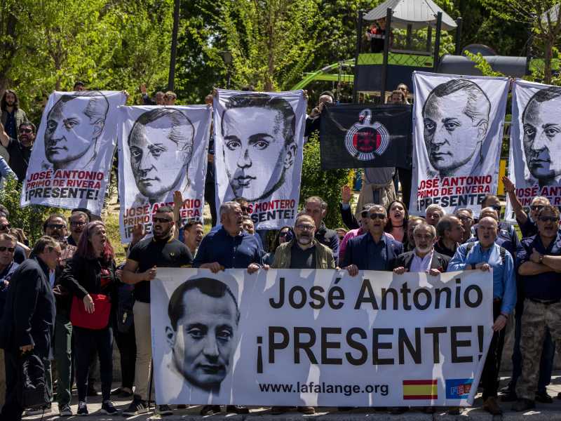 Esumazione a Madrid di Jose Antonio Primo de Rivera fondatore della Falange (LaPresse)&nbsp;
