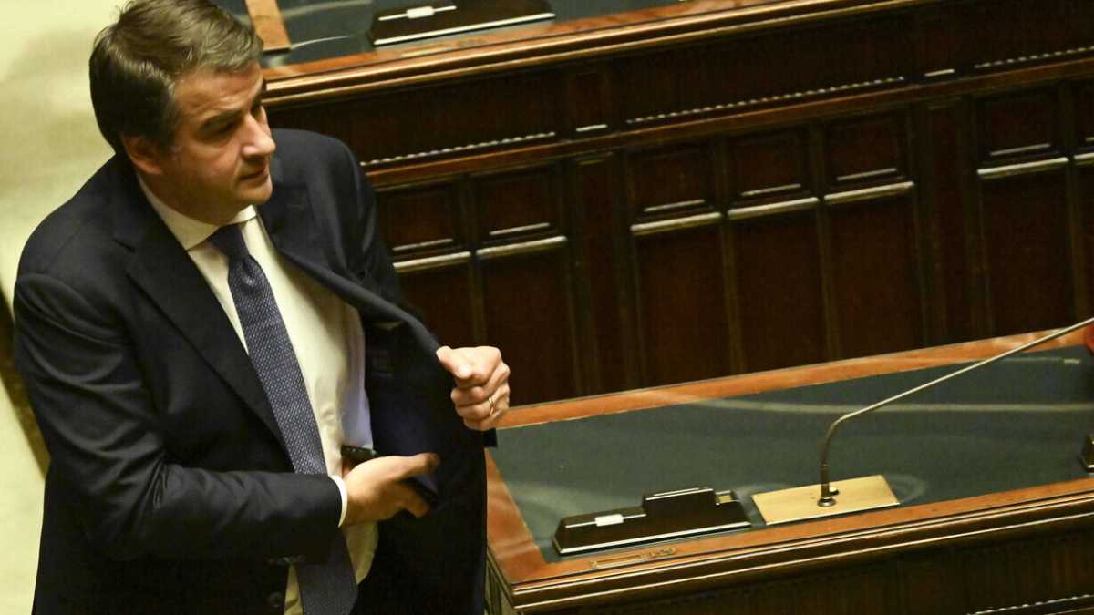 Immagine di I pericoli per il governo fra Pnrr e l'allarme di Moody's. Oggi l'informativa di Fitto
