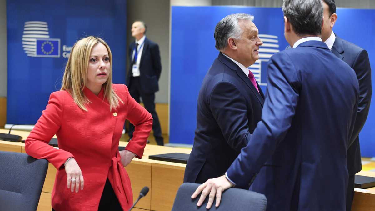 Immagine di Meloni pensa alla ricostruzione dell'Ucraina, ma cercando di sparigliare in Europa