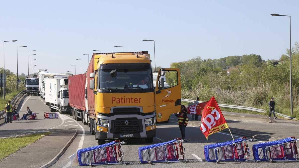 Immagine di Cento giorni di sciopero e “grévilla”. Le minacce di sabotaggi in Francia