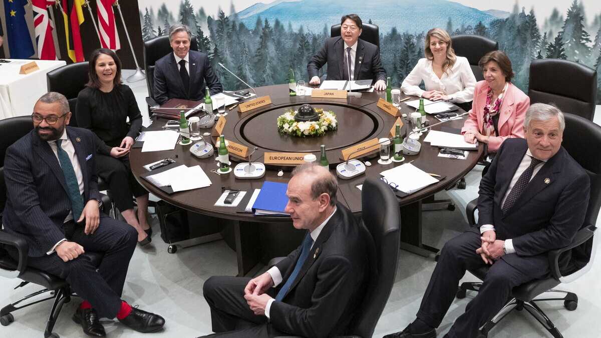 Immagine di L'offensiva delle sanzioni prima della controffensiva militare