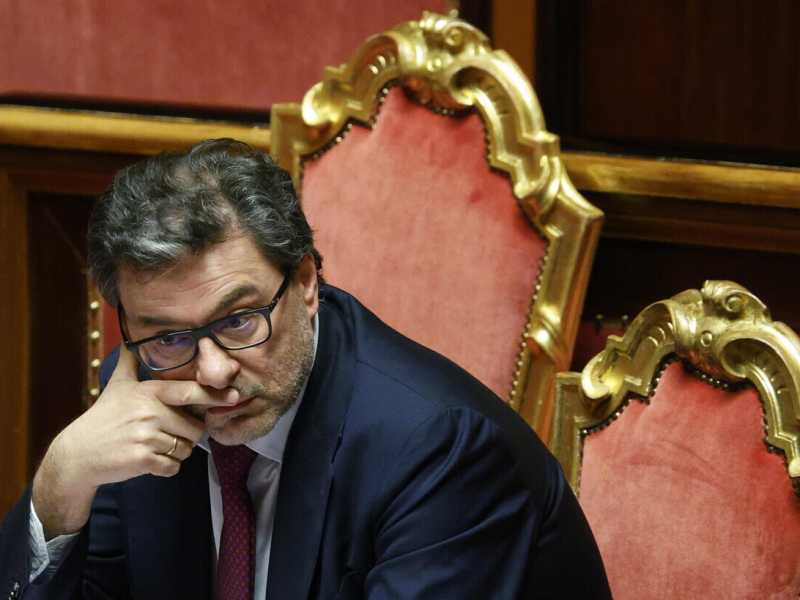 Il ministro dell'Economia Giancarlo Giorgetti (Ansa)
