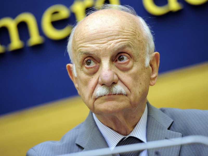 "E' stato restituito l'onore al Ros, ora basta cialtronate". Parla Mario Mori