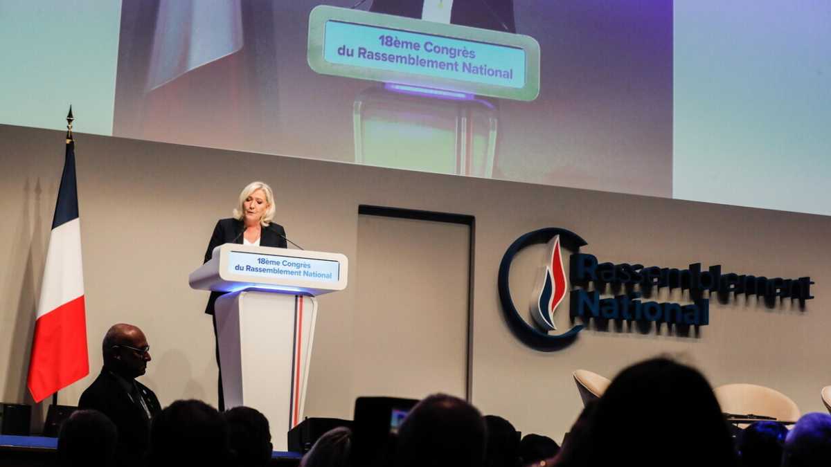 Immagine di Pierre-Romain Thionnet e la banda under 30 del sovranismo francese 2.0