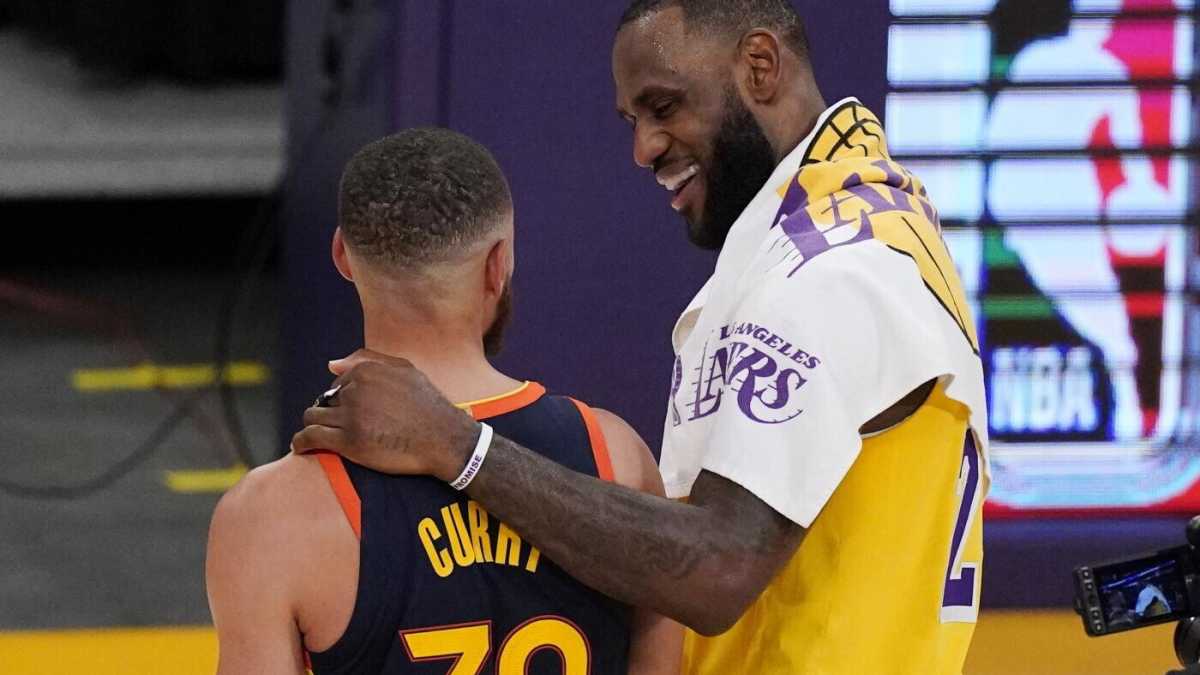 Immagine di LeBron James vs. Steph Curry, meglio contro che assieme